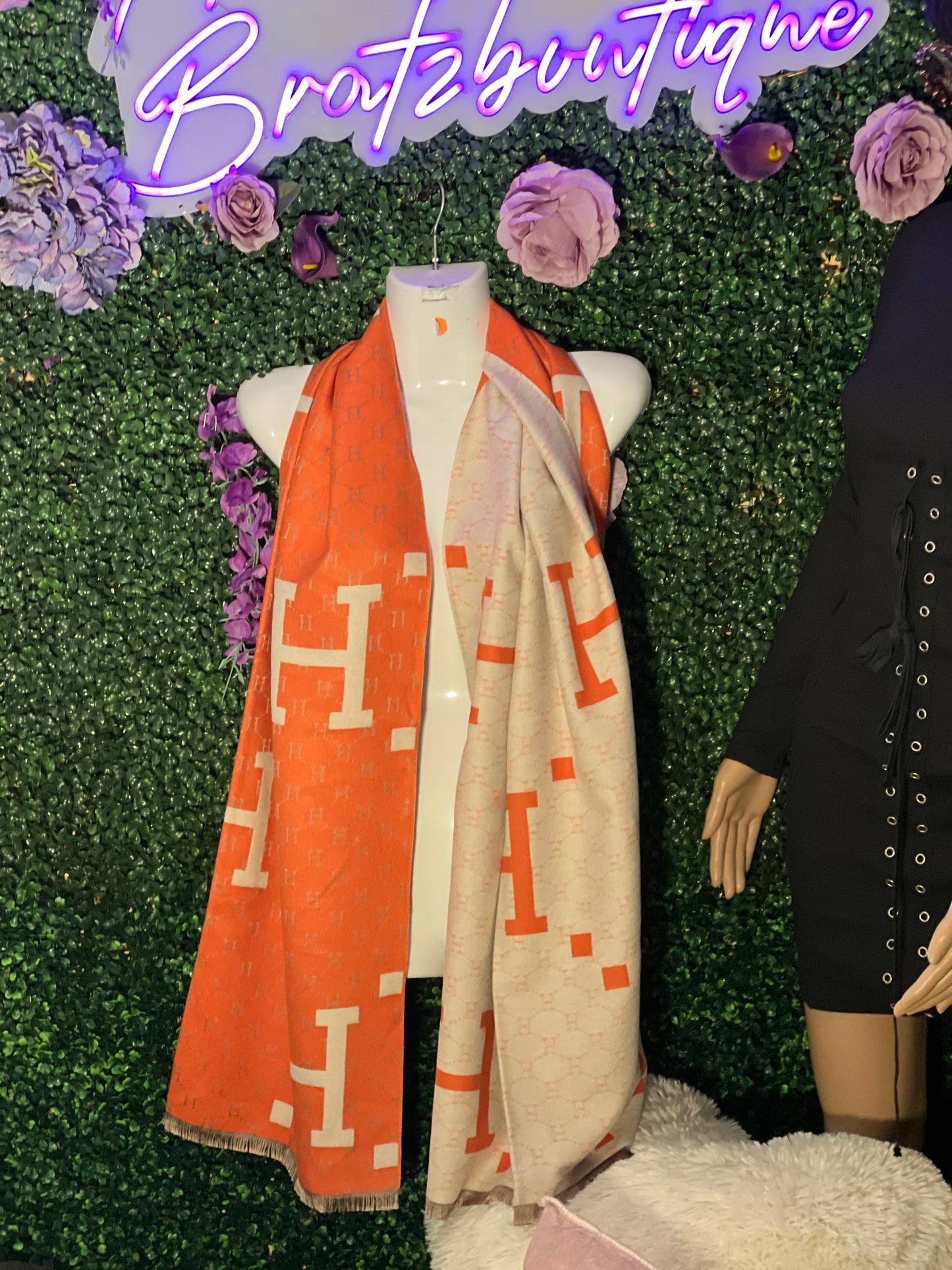 Fancy reversible scarf