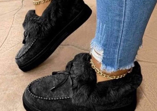 Cozy black shoes